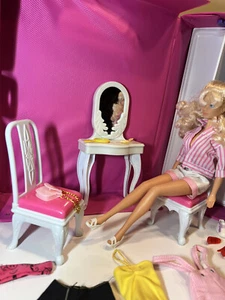 Vintage 1996 Pink Barbie Doll Case Fashion Closet Tea Party w/Christie Storage - Picture 1 of 12