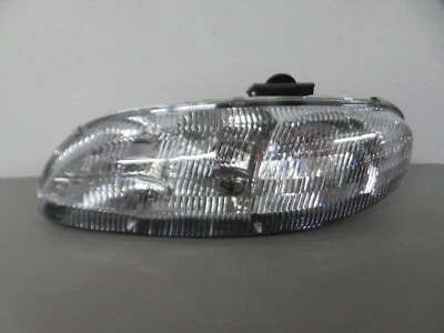 FARO IZQUIERDO CHEVROLET LUMINA 1995-2001/1995-1999 MONTE CARLO Foto 1 de 4