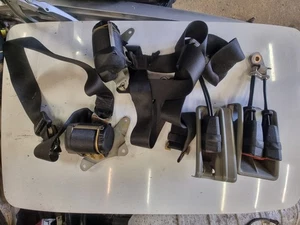 Mercedes w124 T-Modell Gurte Fond  Anschnallgurte Sicherheitsgurte hinten Satz - Picture 1 of 4