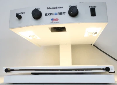 Lupa de baja visión de enfoque personalizado MagniSight Explorer con cable de alimentación Foto 1 de 4