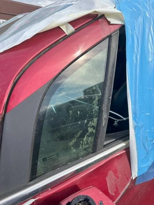 Used Front Left Door Vent Glass Front fits: 2017 Buick Encore Front Left Grade A Foto 1 de 4