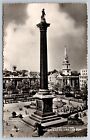 Carte postale photo réelle Nelson's Column Trafalgar Square - Londres RPPC