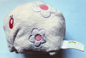 Jakks  2011 Pokémon Reversible Munna Poke Ball 6" Plush - Picture 1 of 5