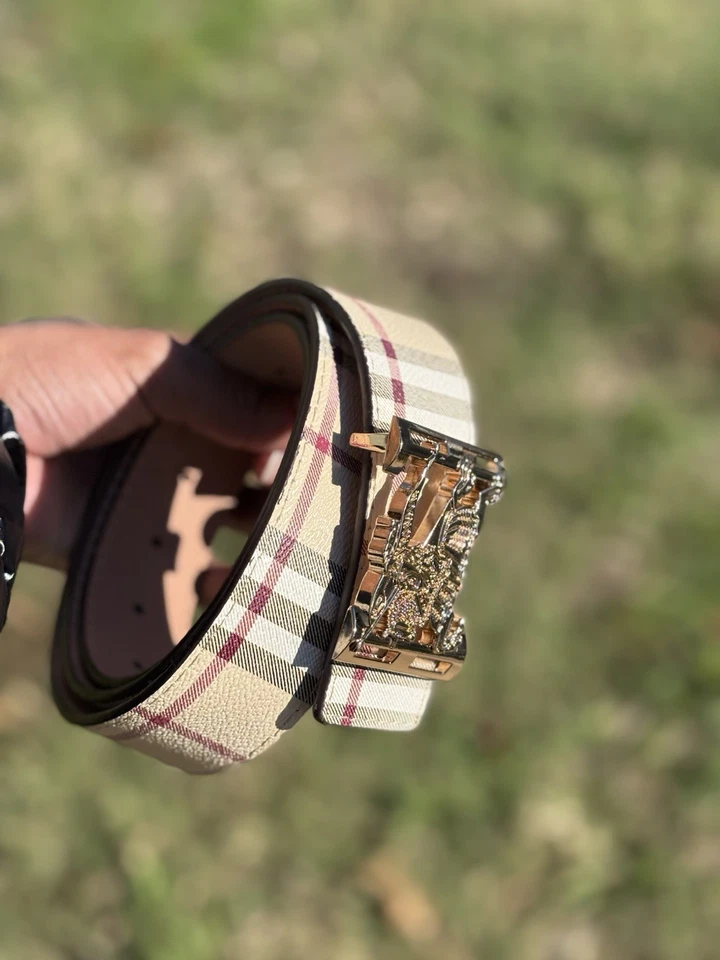 Cinturón Burberry Talla 36 Cuero Marrón y Blanco Para Hombre Auténtico Cinturón Moda Cinturón Foto 1 de 3