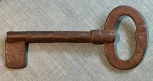 "GRANDE 1600s-1700s ESQUELETO / BARRIL HIERRO LLAVE IGLESIA PUERTA CATEDRAL - 6" Largo - Imagen 1 de 8