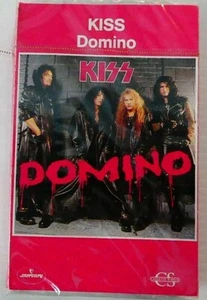 KISS Domino CASSETTE CASSINGLE * SEALED ** Unique Polygram AUSTRALIA Cover RARE - Picture 1 of 3