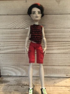 Monster High Create A Monster CAM Doll GARGOYLE Boy DRESSED 2012 - Picture 1 of 8