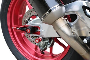 Protector deslizante de eje de rueda delantera y trasera CNC Racing para Aprilia Tuono V4 2011-19 - Imagen 1 de 3