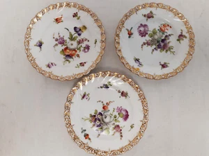 3 platos pequeños DRESDEN pintados a mano alrededor de 1900 - Imagen 1 de 6