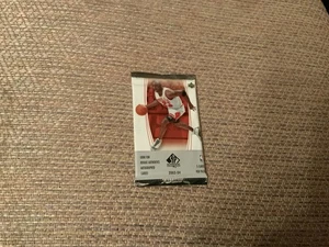 2003-04 SP Authentic Sealed Basketball Pack LeBron Rookie - Bild 1 von 2