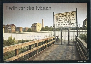 AK BERLIN an der Mauer, Amerikanischer Sektor KREUZBERG, Warnschild 70er Ja. - Picture 1 of 1