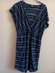 Eddie Bauer Dress, Women's size Medium, Blues shift Stretch, V-neck, EUC - Picture 1 of 5