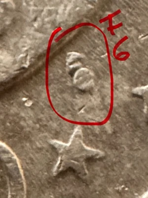 ☆Rara☆ Moneda de dólar Susan B Anthony 1980-D borde ancho casi fecha - moneda de error Foto 1 de 4