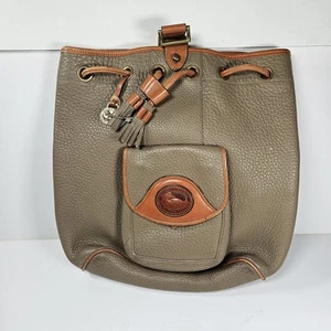 Vintage Dooney & Bourke Sling Rucksack Allwetter Leder Tasche Kordelzug USA - Bild 1 von 20