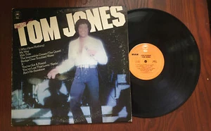 TOM JONES The Classic Tom Jones LP 1977 Epic E34383 My Way If Ain't No Sunshine - Picture 1 of 9