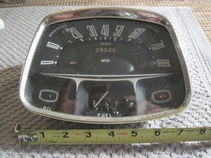 Austin Farina A/40 -1958 to 1963 Smiths 80 mph Speedometer Fuel oil Gauge - Picture 1 of 8