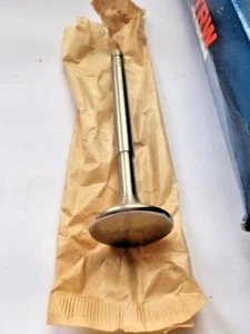 ROVER P4 P5 LAND ROVER 6 CYLINDER EXHAUST VALVE 568786 STELLITE TIPPED 105.34451 - Picture 1 of 2