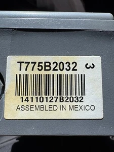 Honeywell T775B 2032 Electronic Temperature Controller - Picture 1 of 2