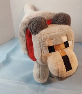 2014 Mojang Minecraft Gray Wolf Plush Animal Medium 15" Long - Picture 1 of 3