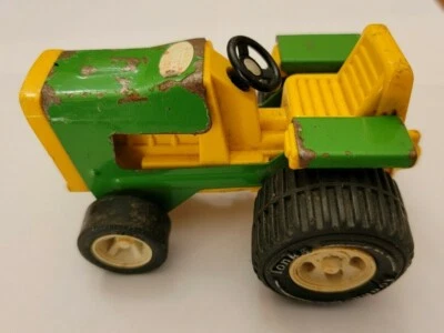 Vintage TONKA FARM TRACTOR (811002) Green Yellow Metal Toy 4 1/4" - Image 1 of 4