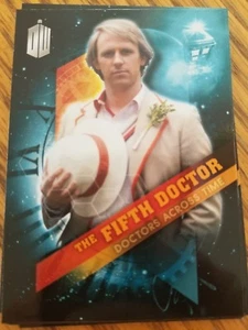 2016 Topps Doctor Who Timeless #5 The Fifth Doctor - Doctors Across Time - Imagen 1 de 1