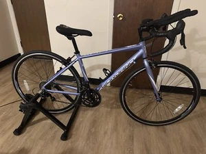Giordano Women’s Road Bike - Picture 1 of 3