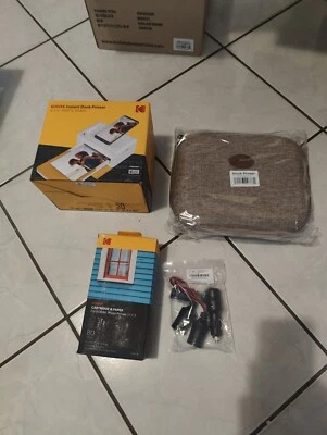 Kodak Dock Plus PD460, stampante fotografica portatile per smartphone, stampa - Immagine 1 di 4