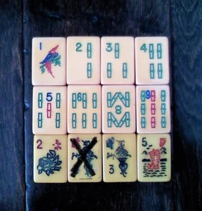 Vintage 50's Royal 11 Butterscotch Bakelite Mahjong Tiles Choose Tiles You Want - Picture 1 of 4