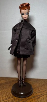 2005 Silkstone Fashion Model 'Happy Go Lightly’ Barbie - #G8889 - COMPLETE! - Image 1 of 4