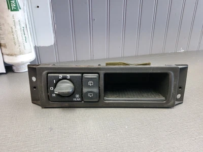 Оригинальный переключатель стеклоочистителя заднего вентилятора 1997-2002 Chevy Chevrolet Venture 10409293 - Изображение 1 из 2