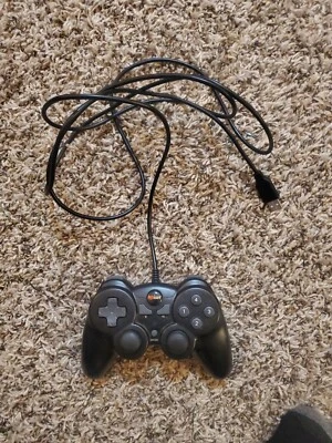 Gigaware 26-1519 PC Wired Computer Gaming Video Game Controller USB - Black - Image 1 of 3