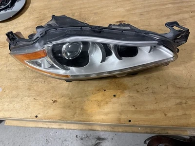 🛑 2010-2015 JAGUAR XJ XJL X351 RIGHT COMPLETE NON AFS HID HEADLIGHT OEM - Image 1 of 4