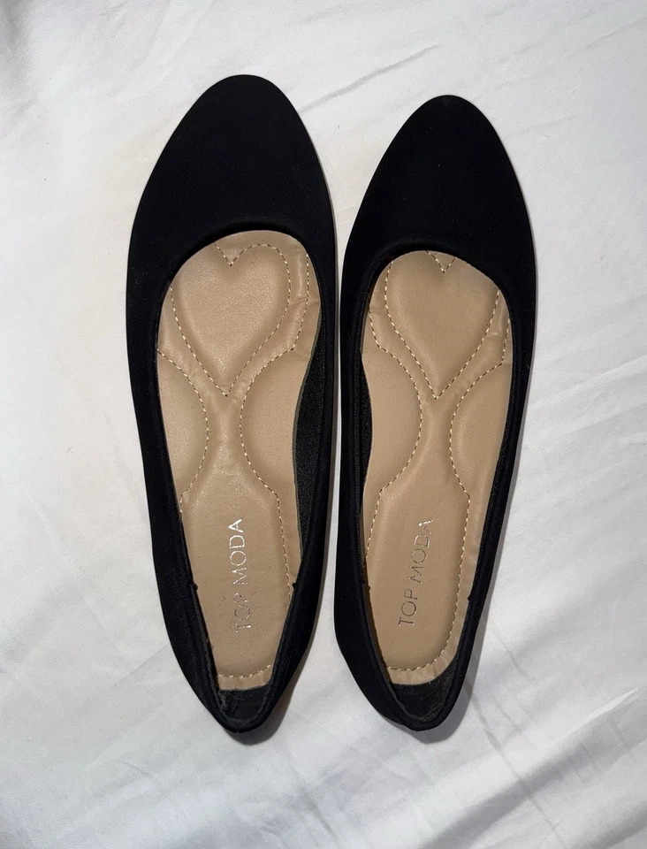 Top Moda Black Flats – Size 5.5 | Classic & Comfy Everyday Shoes - Image 1 of 4