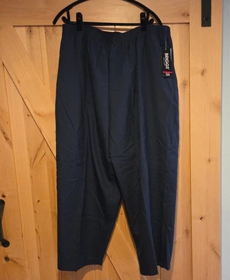 New! Briggs New York Womens 26W Short Pull on Pant Navy Pockets Elastic Waist - Image 1 of 4