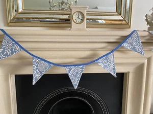 BLUE CORNFLOWER DESIGN PORTER & STONE BROOKSTONE BUNTING 8 FLAGS 12CM / 15CM - Picture 1 of 3