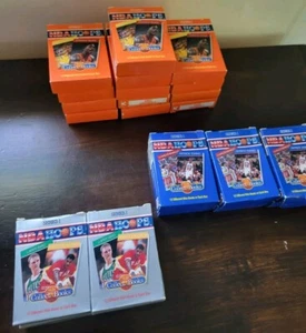 LOT OF 23 1990 NBA Hoops Series 1 Half opened/half sealed - Picture 1 of 6