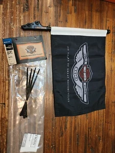 NUOVO! KIT BANDIERA ORIGINALE HARLEY DAVIDSON 100° ANNIVERSARIO SISSY BARRA MONTAGGIO 94836-02 - Foto 1 di 6