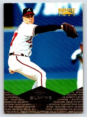 Pinnacle #61 1997 Tom Glavine Foto 1 de 2