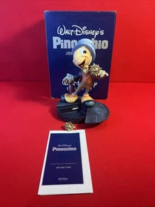 Pinocchio Jiminy Cricket Figurine w Pin Disney Gallery Markrita MINT Brand NEW - Picture 1 of 8