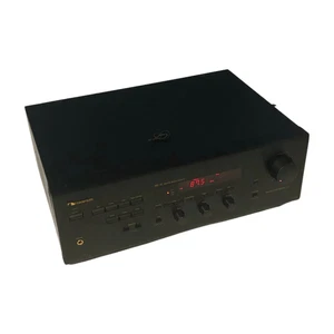Nakamichi RE-10 - AM/FM Stereo Receiver - Picture 1 of 8