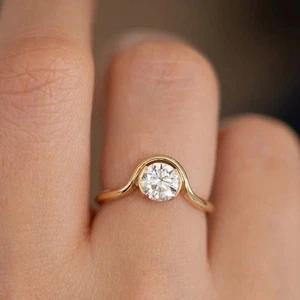 1.50 CT Round D VVS2 IGI Lab Grown Diamond 14K Yellow Gold Women Engagement Ring - Picture 1 of 8
