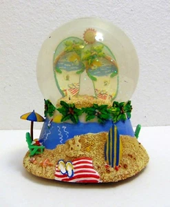 Rest At the Send Beach Flip-Flop Snow Globe Sankyo Music Box Water Globe - Foto 1 di 7