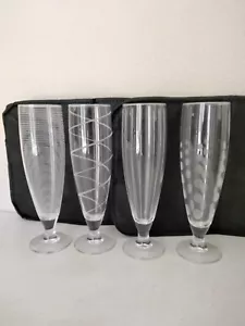 4 Stck. Arc Frankreich geätzte Toasting Wein/Champagner Pilsner Gläser - Punkte Wirbellinien - Bild 1 von 6