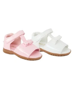 Sandali da bambina in vernice con fiocco - Calzature ideali per abbigliamento elegante e casual - Foto 1 di 4