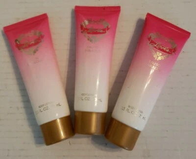 Lote de 3 Loções Corporais Love’s Eau So Fabulous da Dana, 2,5 fl oz 75 ml - Imagem 1 de 4