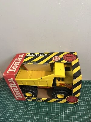 Camión de volteo Tonka Mighty acero prensado #3901, 1990 de colección. TOTALMENTE NUEVO Foto 1 de 4