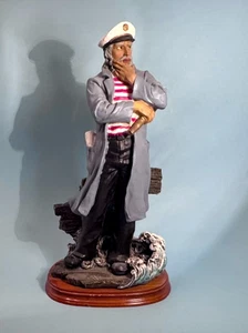 Estatuilla Capitán de Mar Náutico de 13" de resina sin marca de colección - Imagen 1 de 7