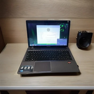 Lenovo IdeaPad Z585 AMD A10-4600M 8GB 120GB SSD MINT LINUX - Image 1 of 4
