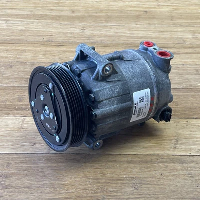 Ferrari California T 2014-2017 aire acondicionado compresor 3 k millas fabricante de equipos originales Foto 1 de 4