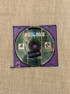 Metal Gear Solid: Missioni VR (Sony PlayStation 1, 1999) *Solo disco - Testato* - Foto 1 di 1